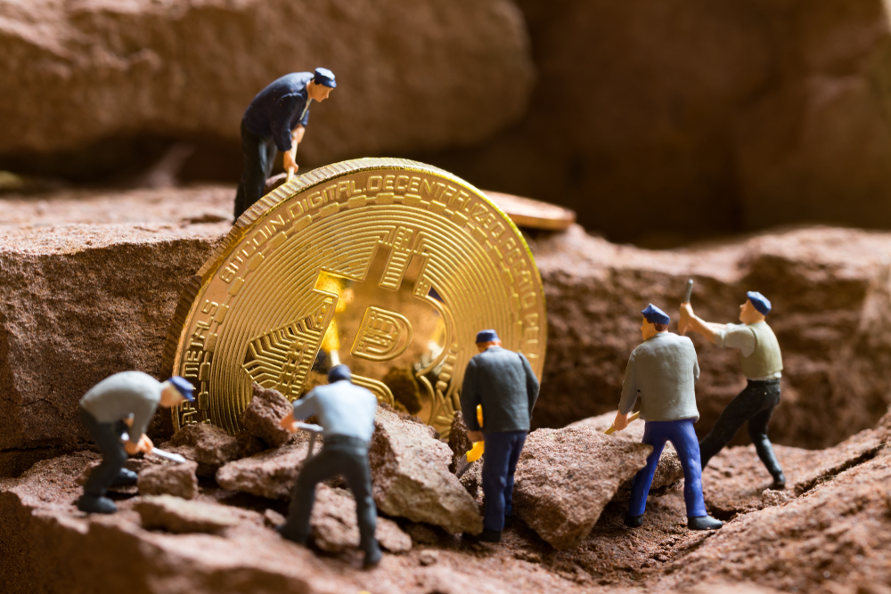 6 Countries Where You Can Mine Crypto Legally